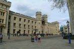 PICTURES/Tower of London/t_Waterloo Barracks & Jewel House4.JPG
